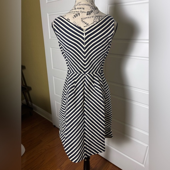 Anthropologie Maeve Mitered Navy & White Stripe Double V Sleeveless Dress - Picture 3 of 7